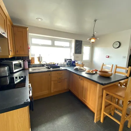 The Penthouse Apartment With An 18Ft By 14Ft Balcony With Amazing Views Over St Ives Harbour And Bay Perfect From Alfresco Dining And Sunbathing, Onsite Parking, Larger Groups Book Our Connecting Apartments Exterior photo