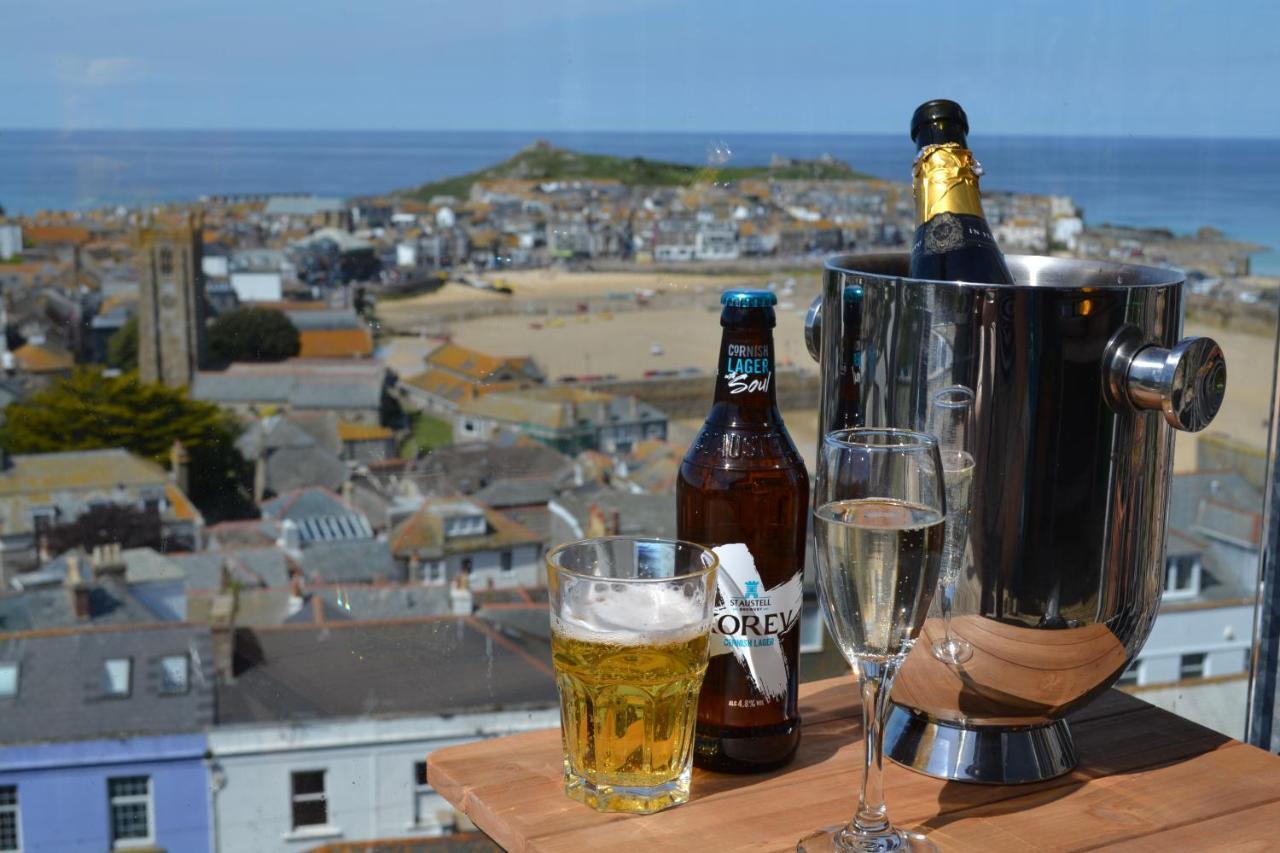 Harbour View Penthouse: Alfresco Dining With Bay Panorama Apartment *